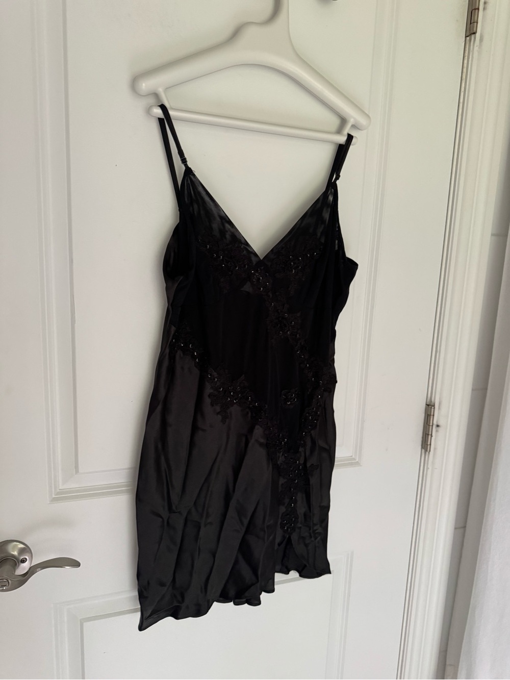 La Vie en Rose black silky slip night gown size L